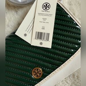 Tory Burch Pine Green Quilted Chain Wallet